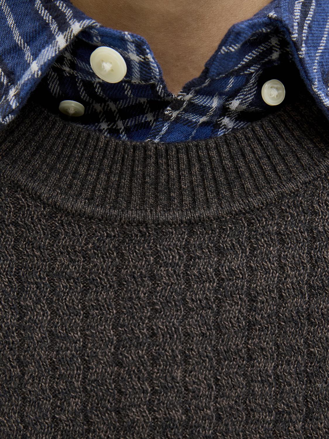 model_shot-detail